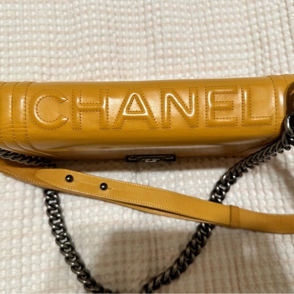 Chanel Reverso - Picture 3 of 11